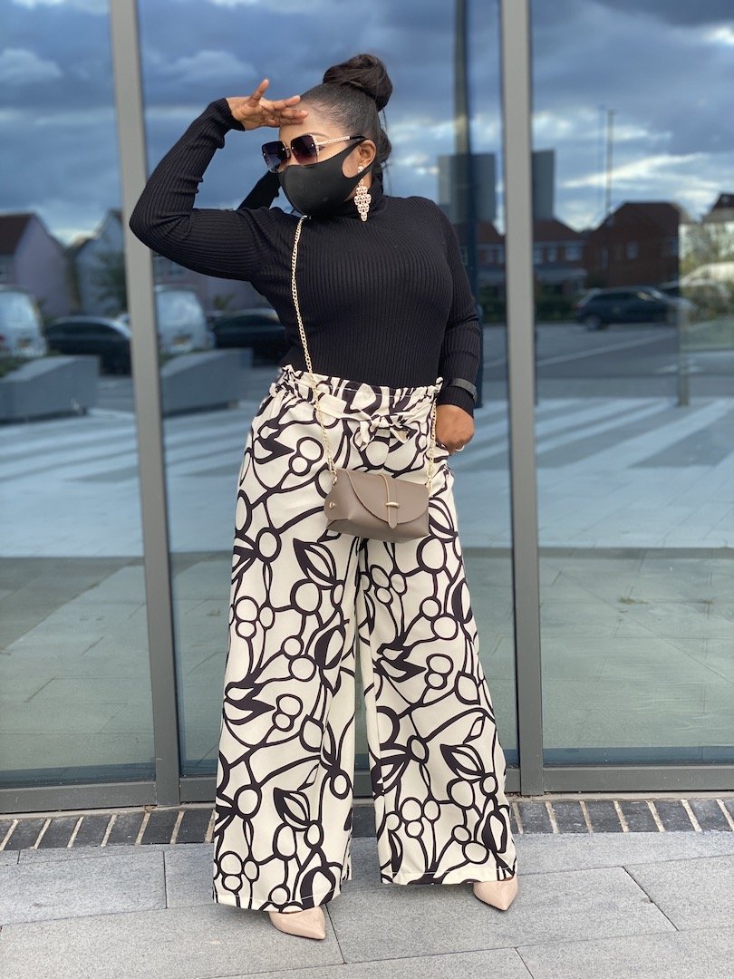 Patterned Wide Leg Trouser With Elastic Waist Band - MLH Online